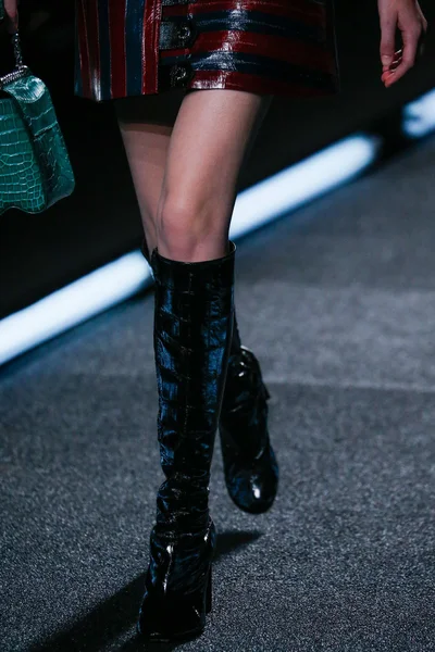 Look 7